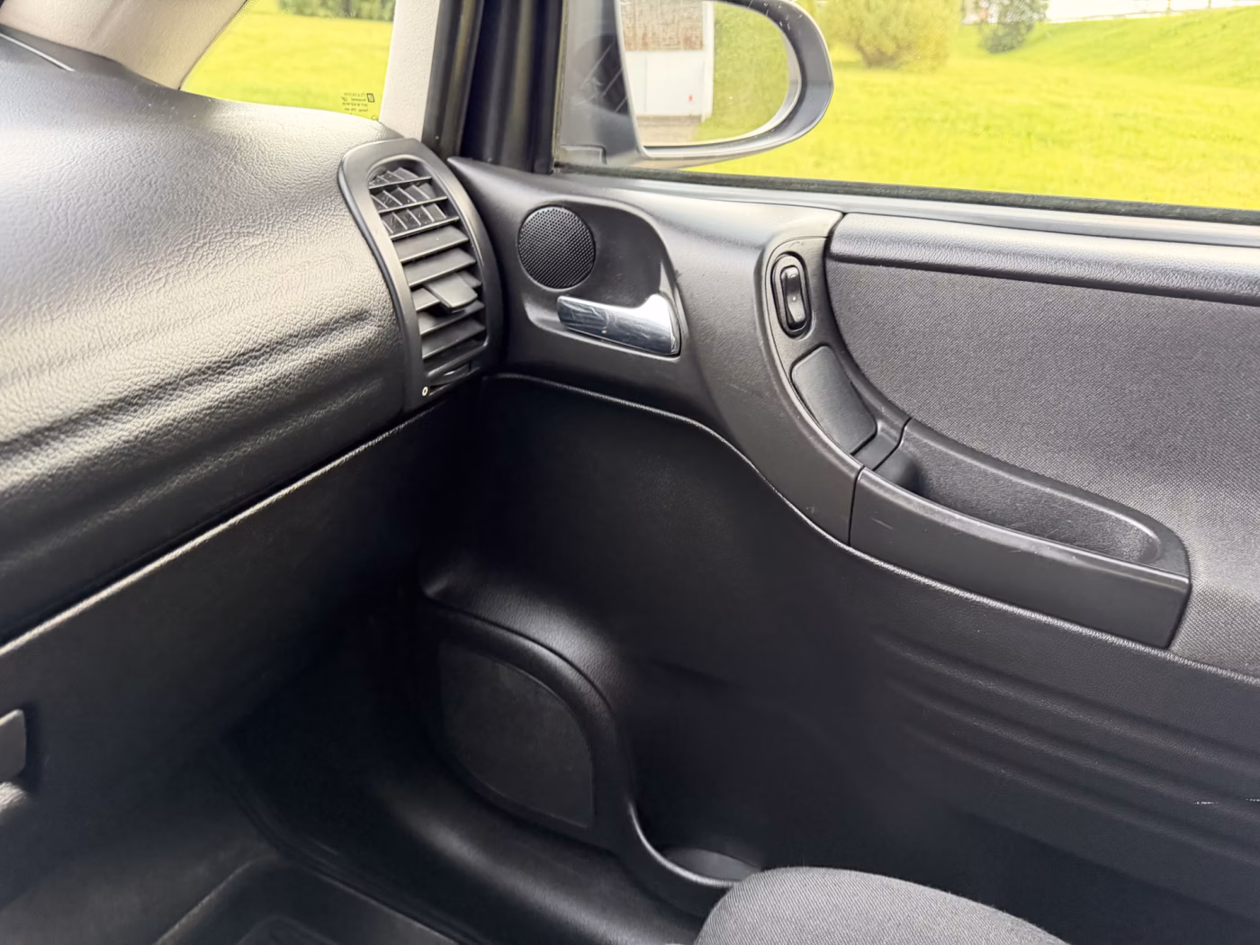 Opel Zafira фото 15