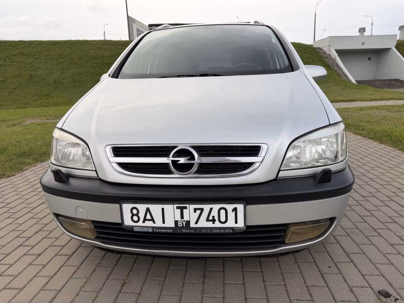 Opel Zafira фото 7