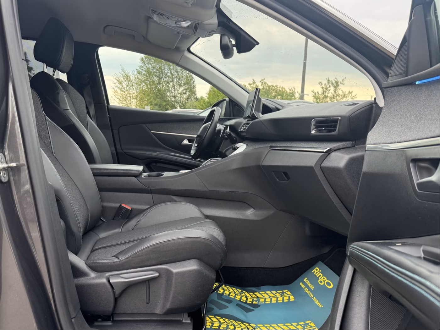 Peugeot 5008 фото 19