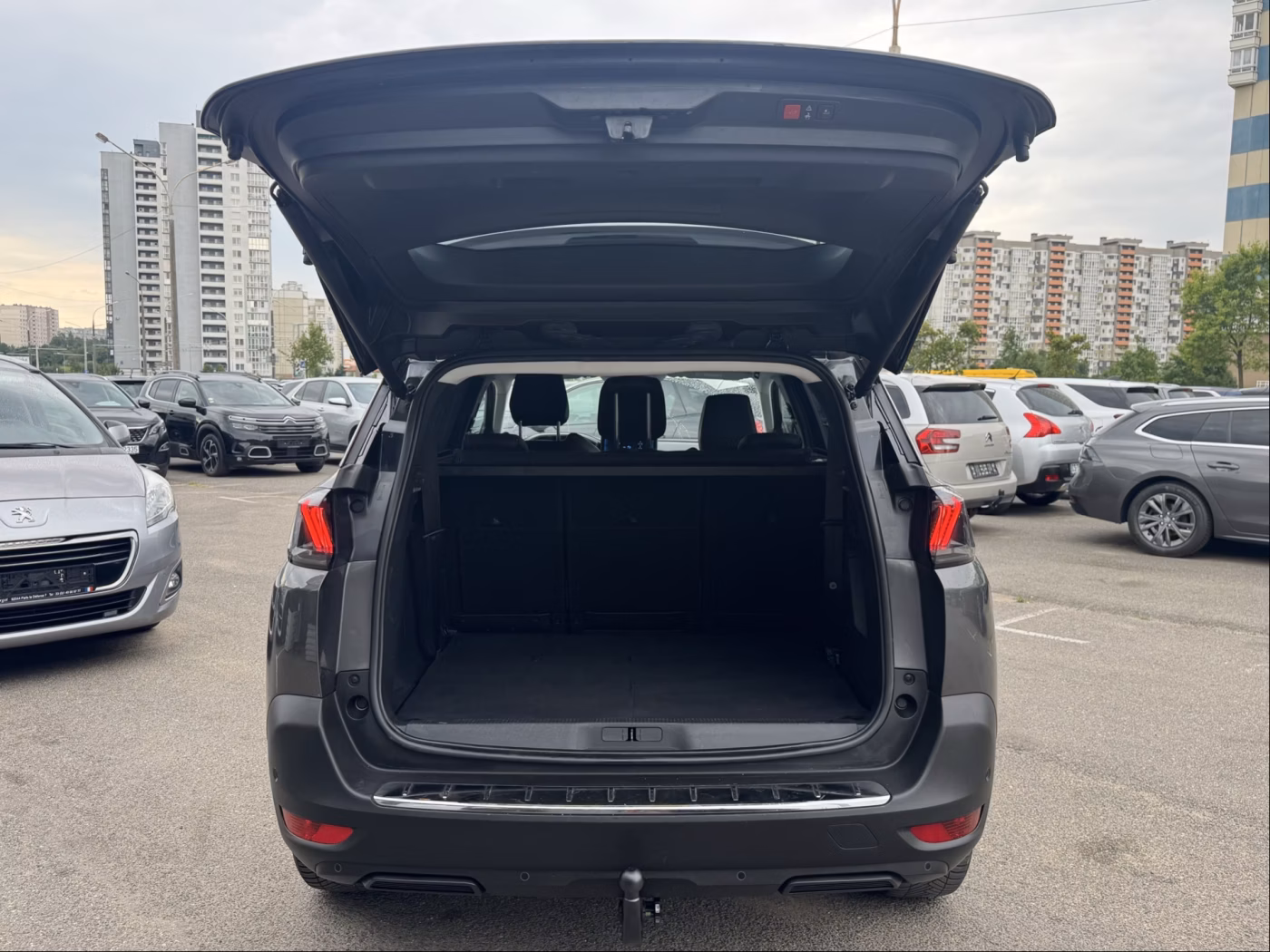 Peugeot 5008 фото 13
