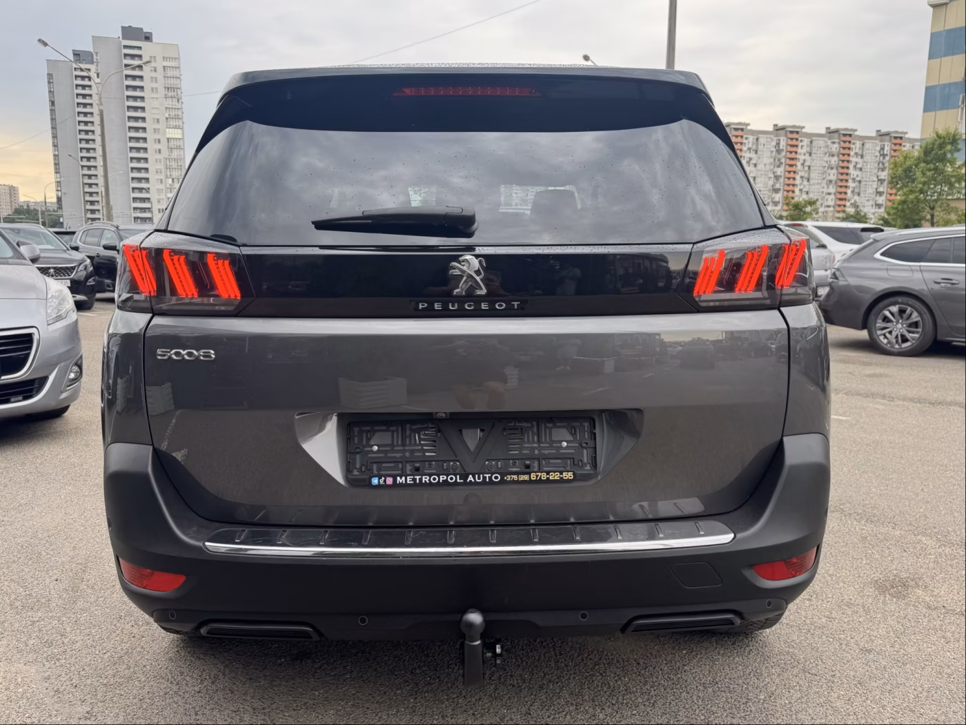 Peugeot 5008 фото 6