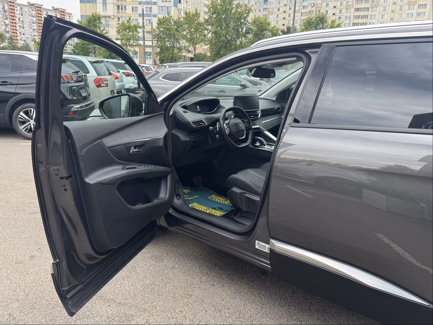 Peugeot 5008 фото 9