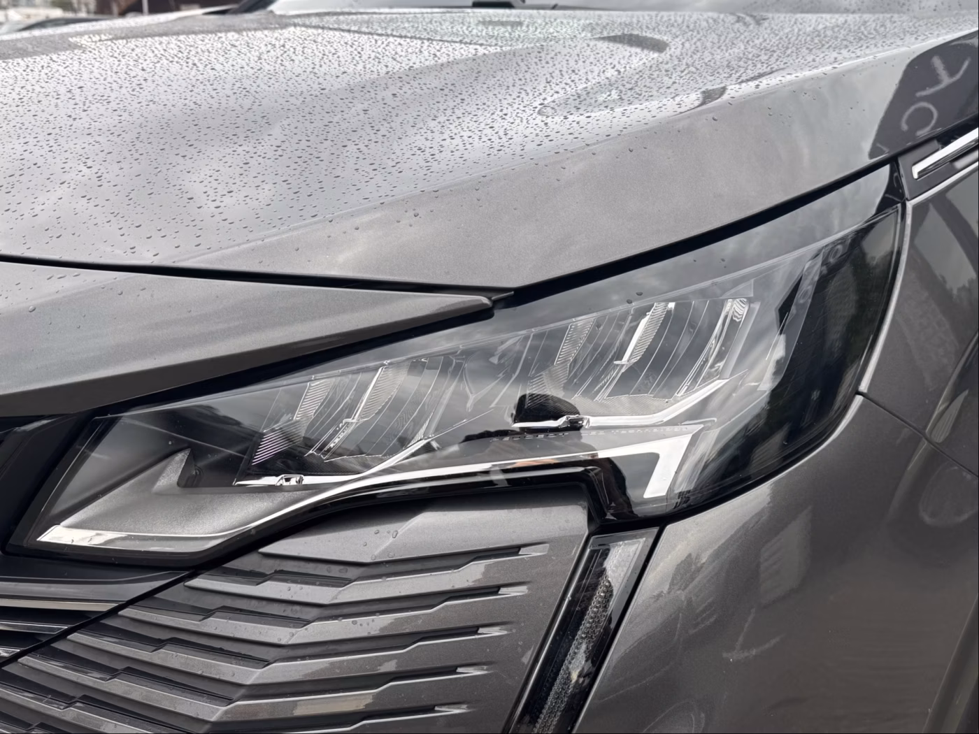 Peugeot 5008 фото 21