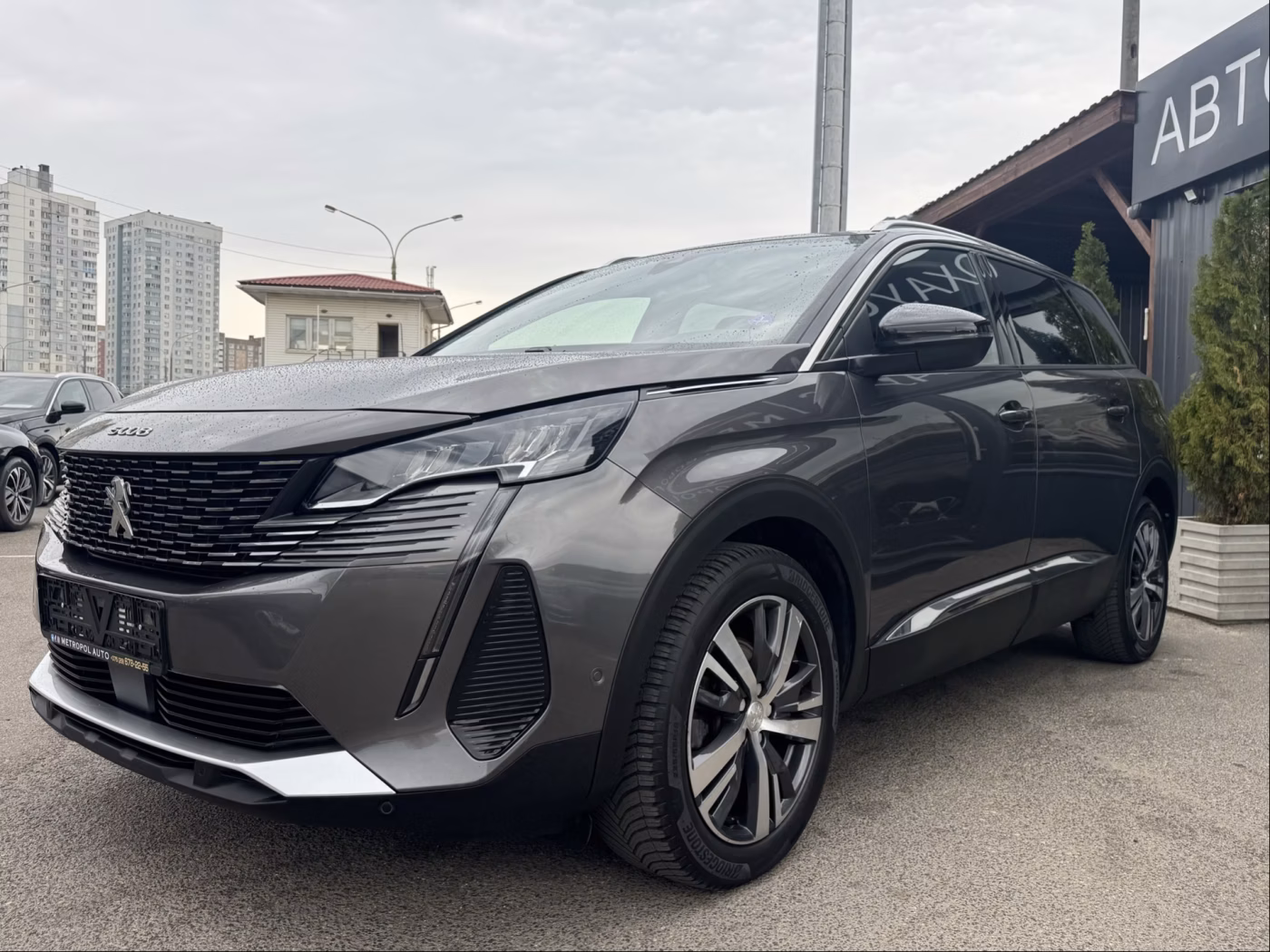 Peugeot 5008 фото 3