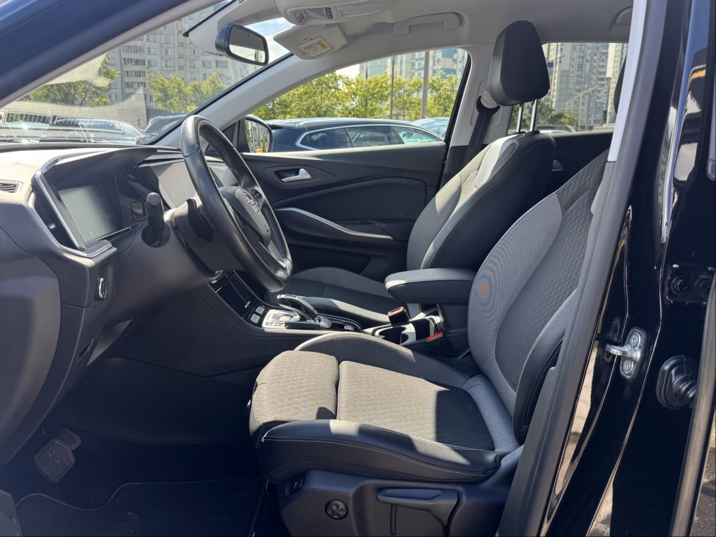 Opel Grandland X фото 10