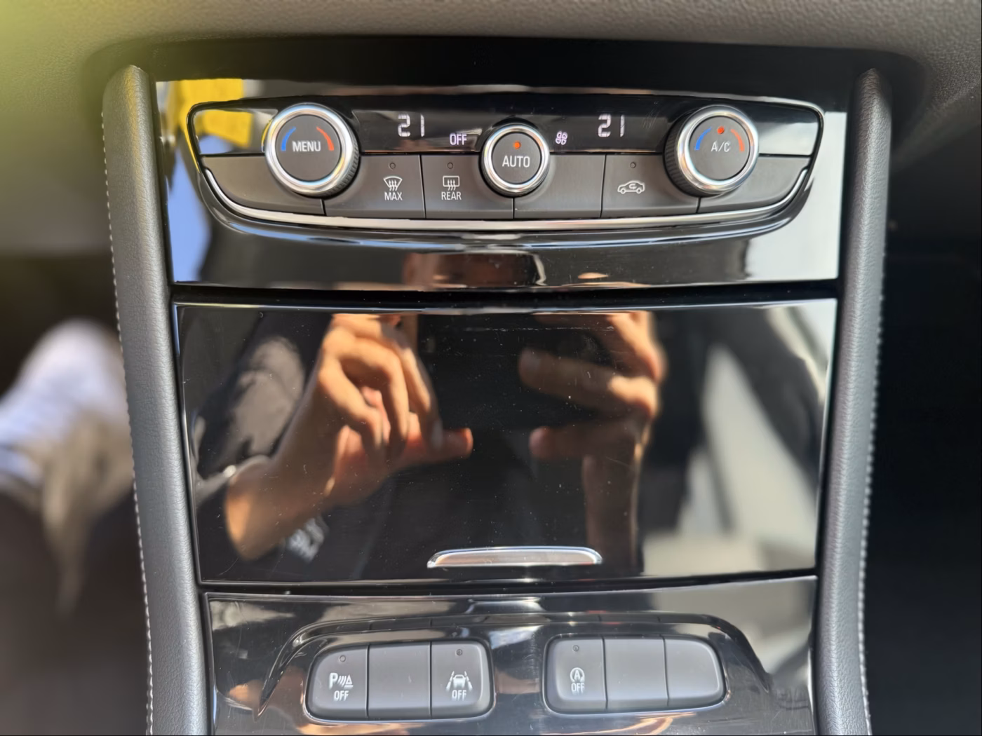 Opel Grandland X фото 28
