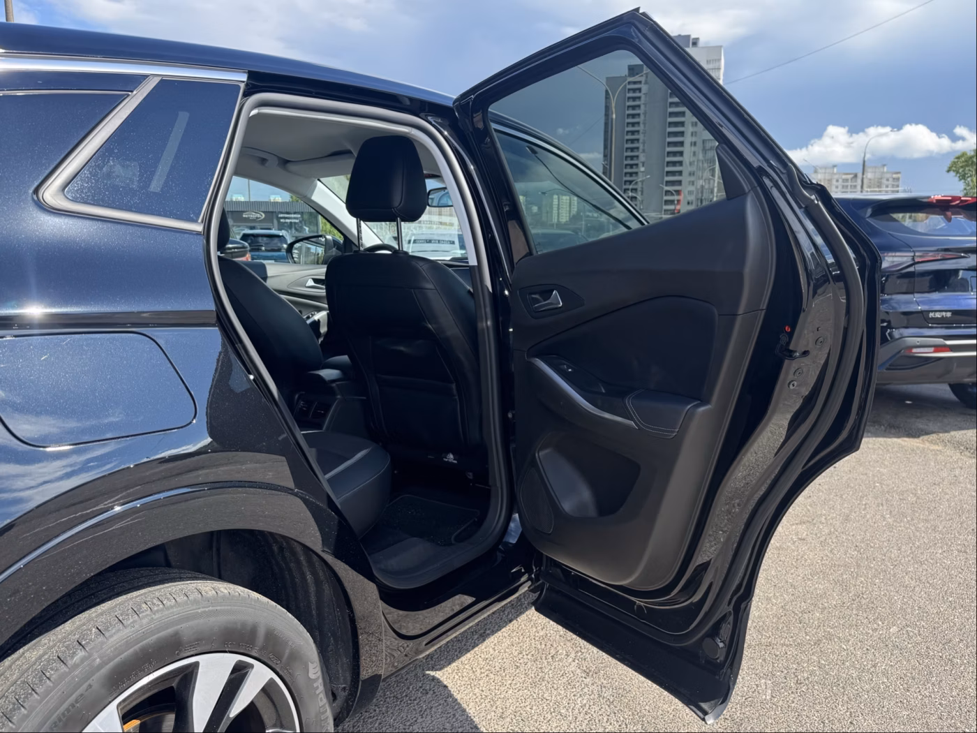 Opel Grandland X фото 15