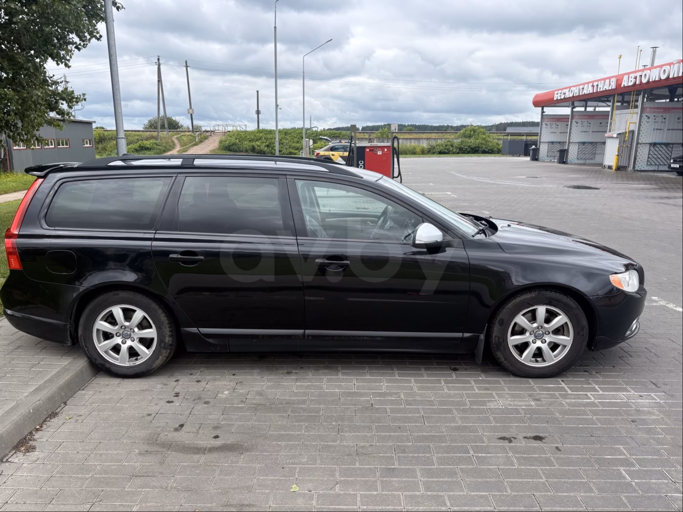Volvo V70 фото 6