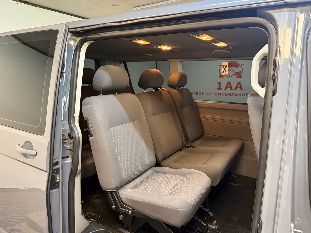 Volkswagen Caravelle фото 19