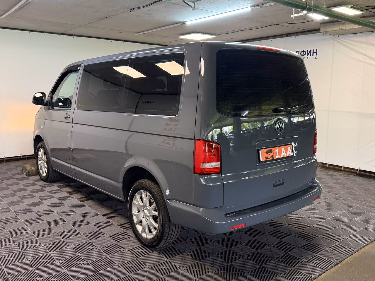 Volkswagen Caravelle фото 8