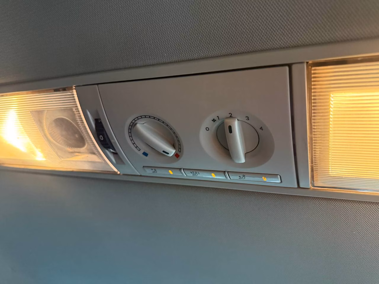 Volkswagen Caravelle фото 17