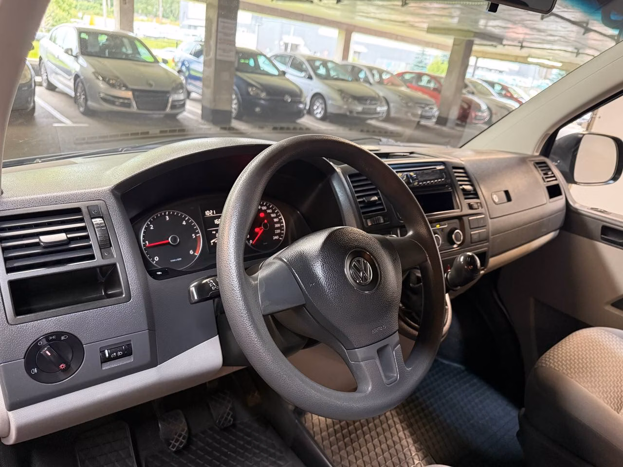 Volkswagen Caravelle фото 14