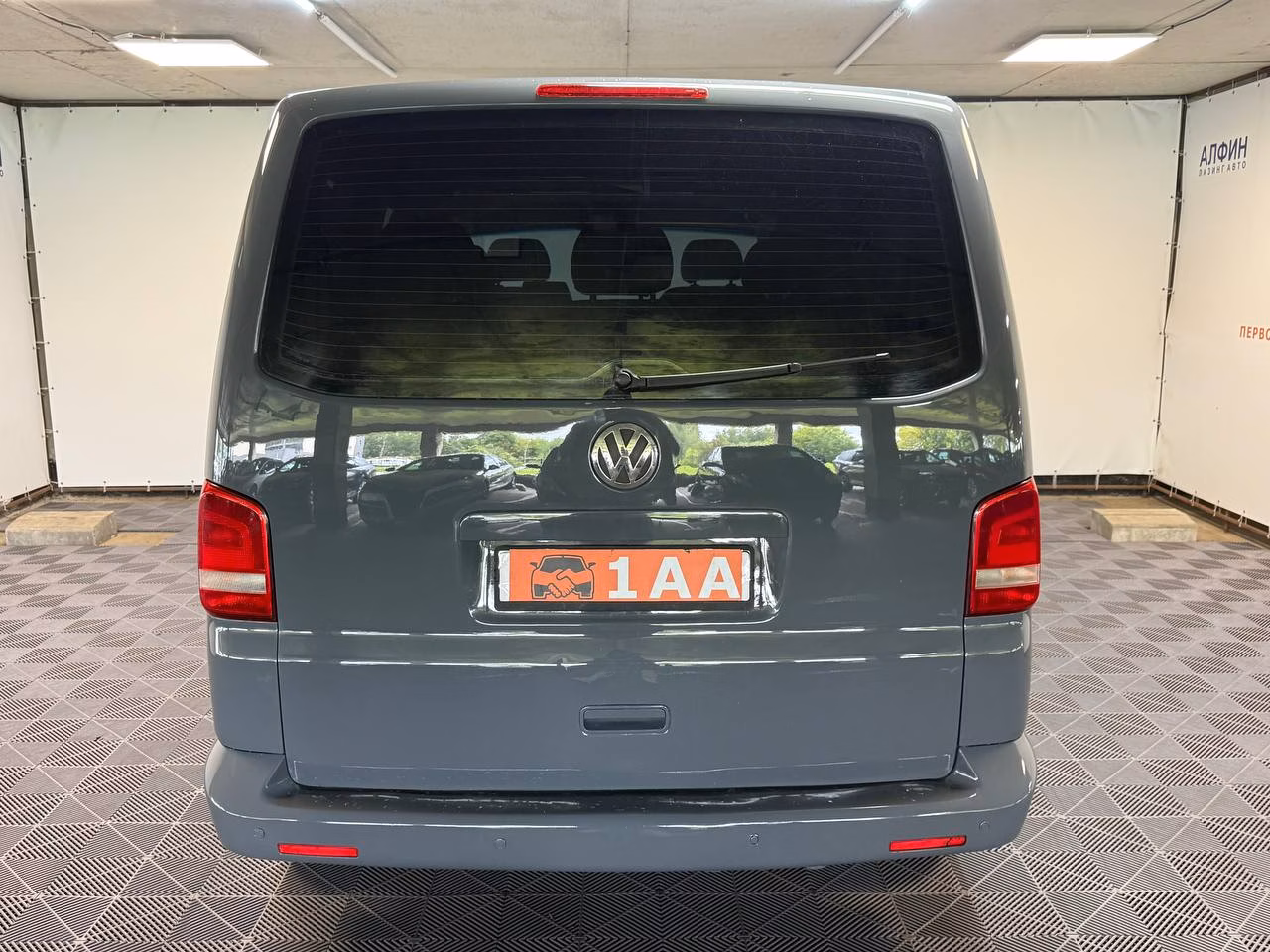 Volkswagen Caravelle фото 7