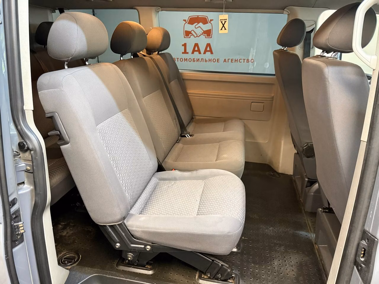 Volkswagen Caravelle фото 16