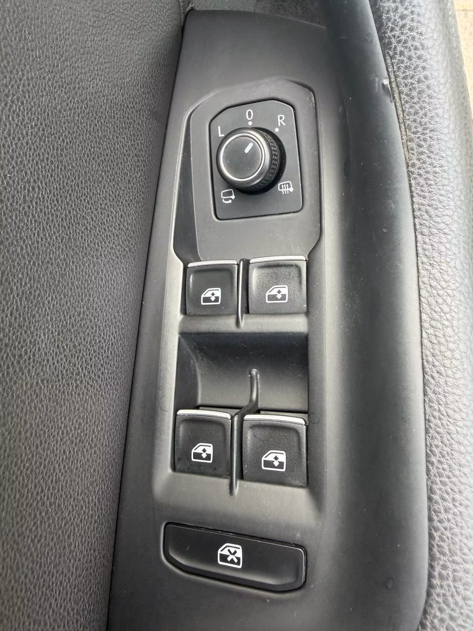 Volkswagen Passat фото 21