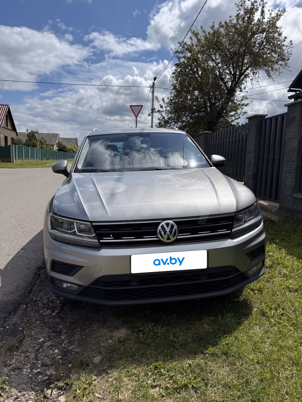 Volkswagen Tiguan фото 2