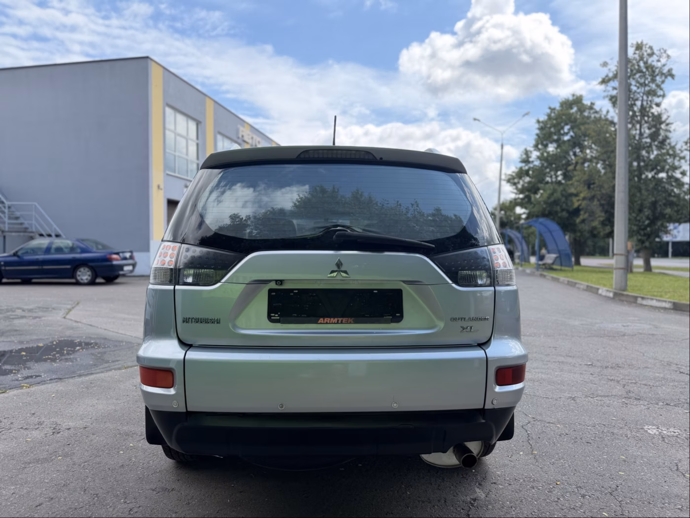 Mitsubishi Outlander фото 8