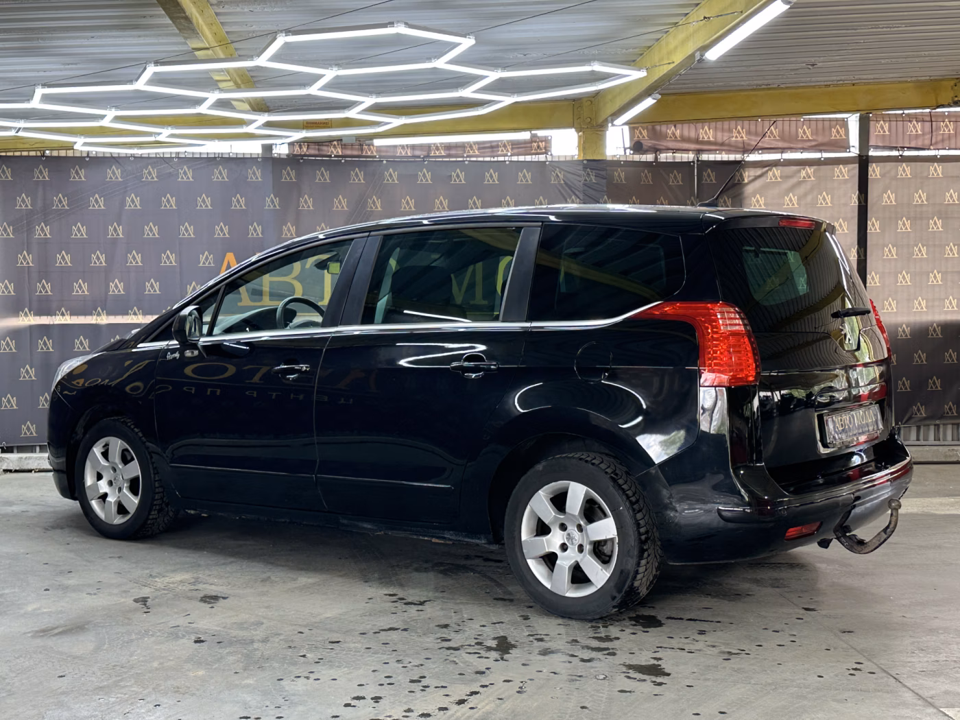 Peugeot 5008 фото 7