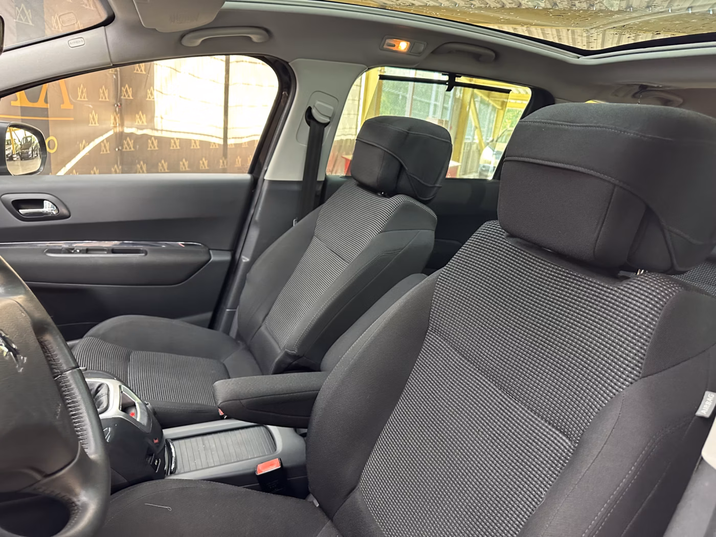 Peugeot 5008 фото 21