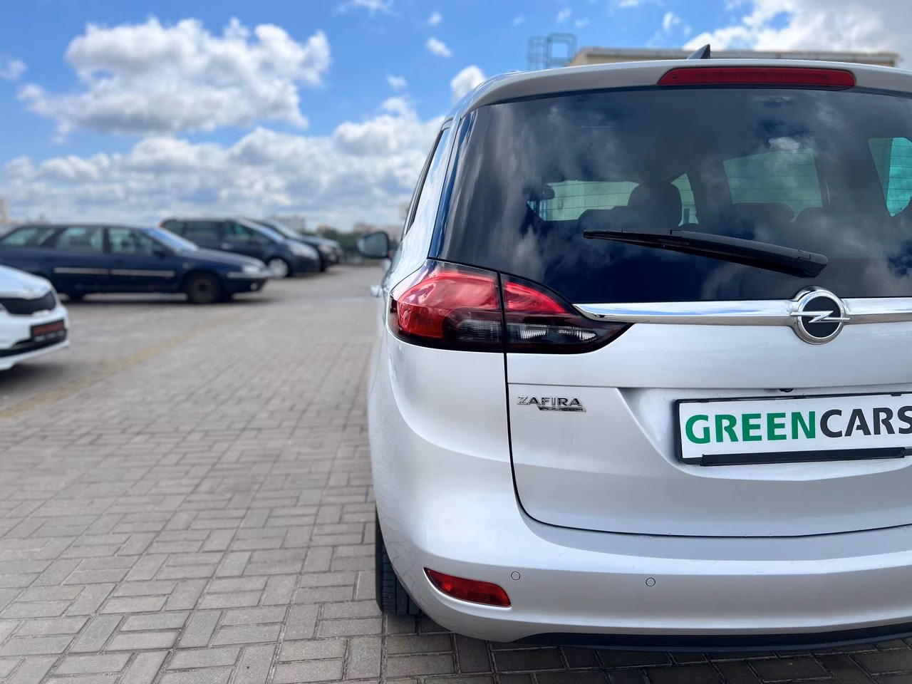 Opel Zafira фото 11