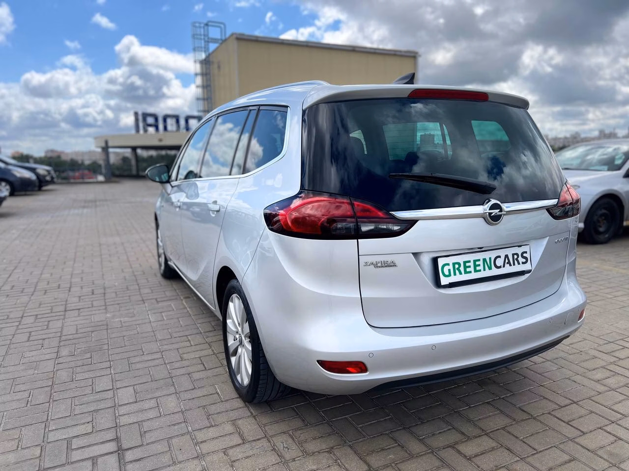 Opel Zafira фото 14