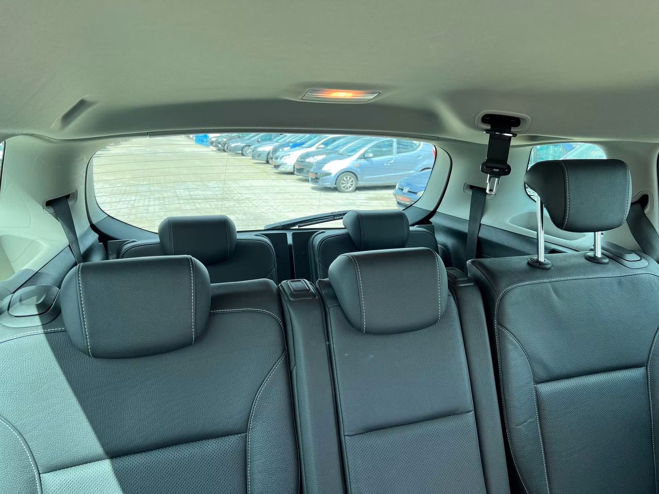 Opel Zafira фото 25