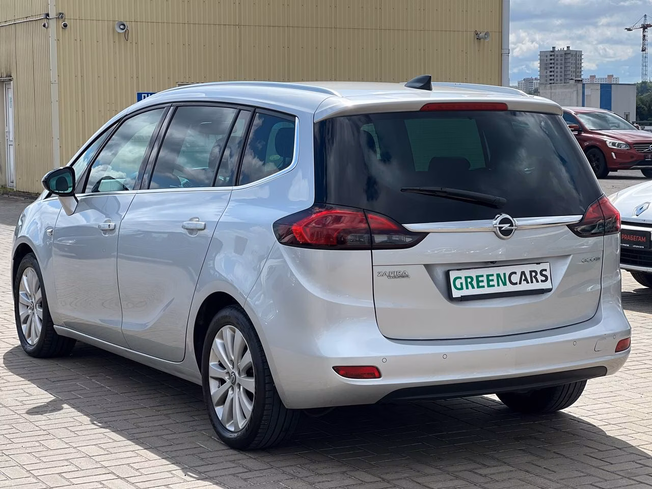 Opel Zafira фото 8