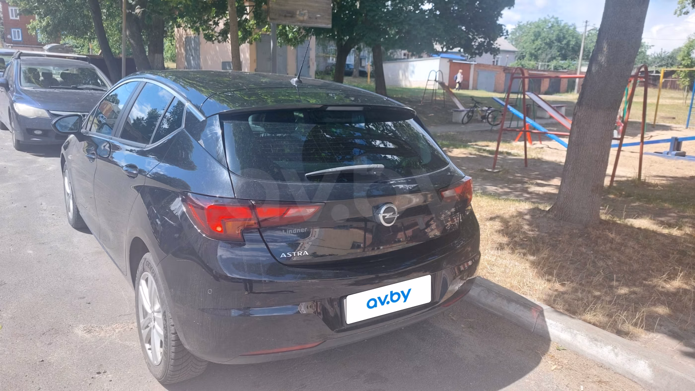 Opel Astra фото 18