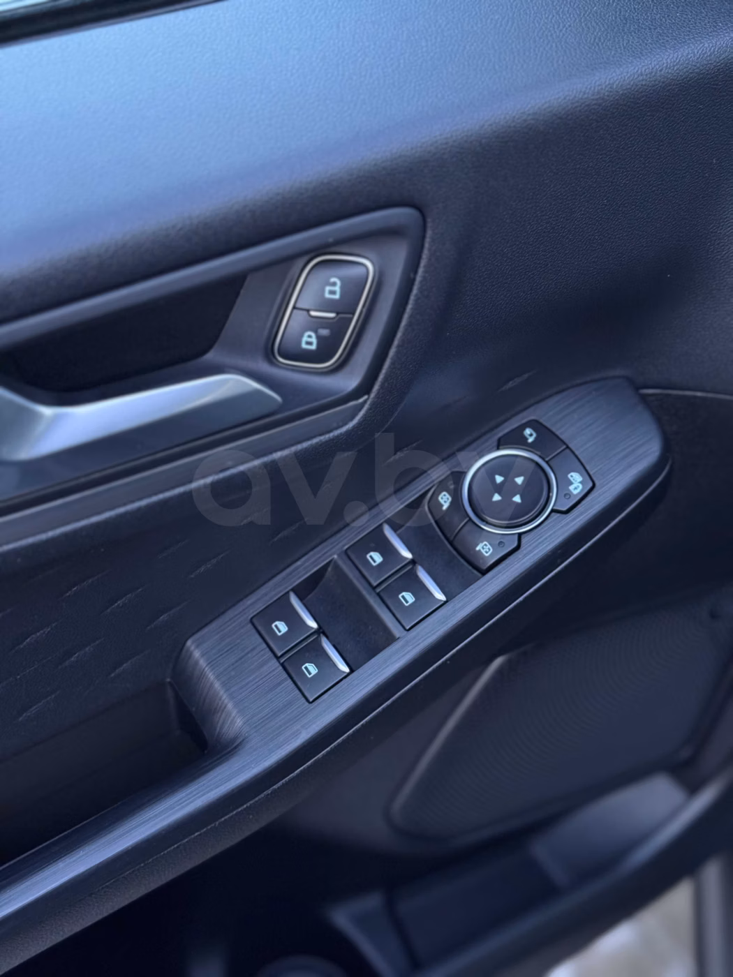 Ford Kuga фото 11