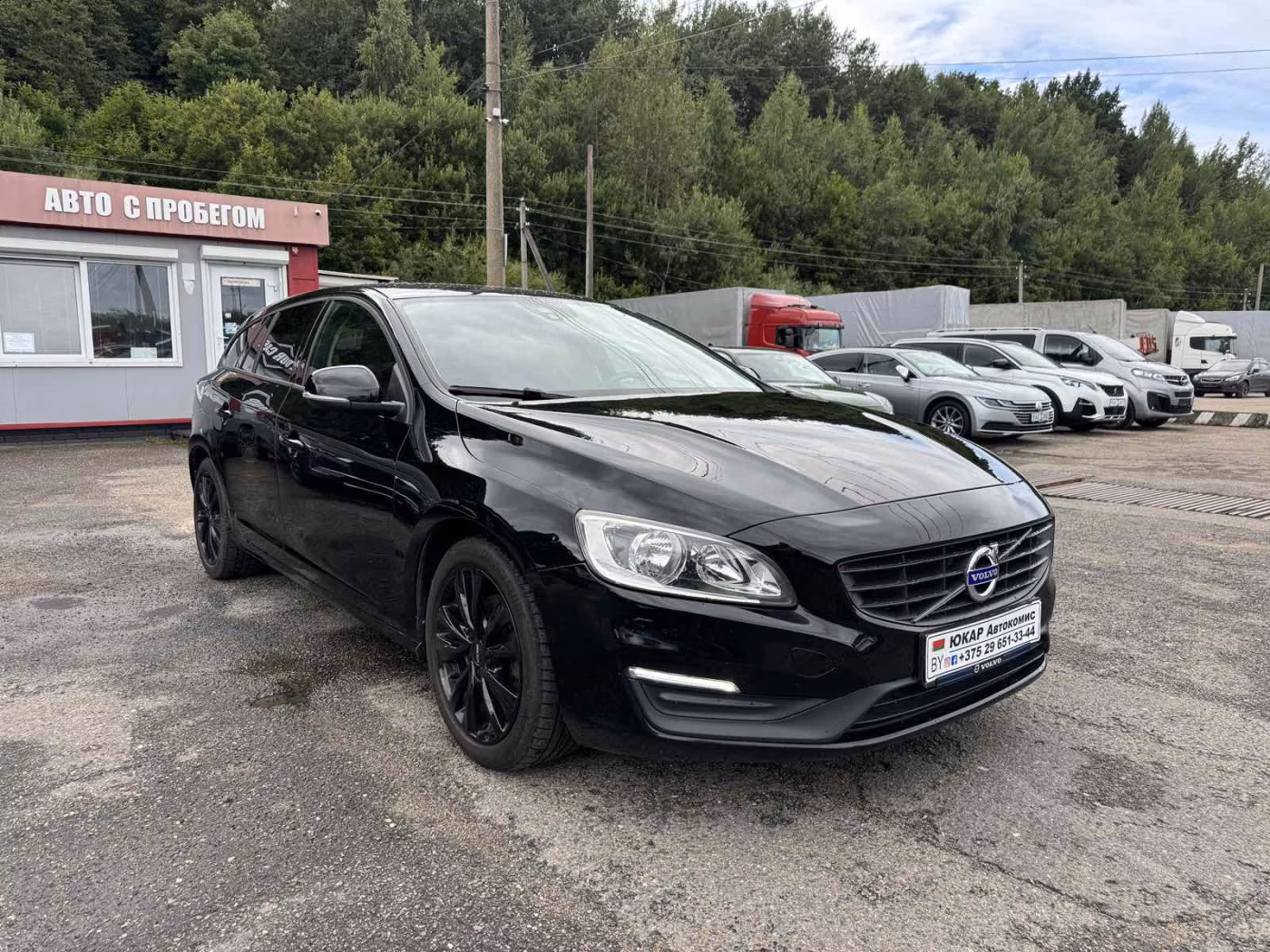 Volvo V60 фото 2