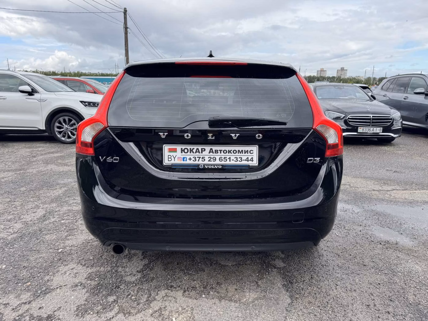 Volvo V60 фото 6