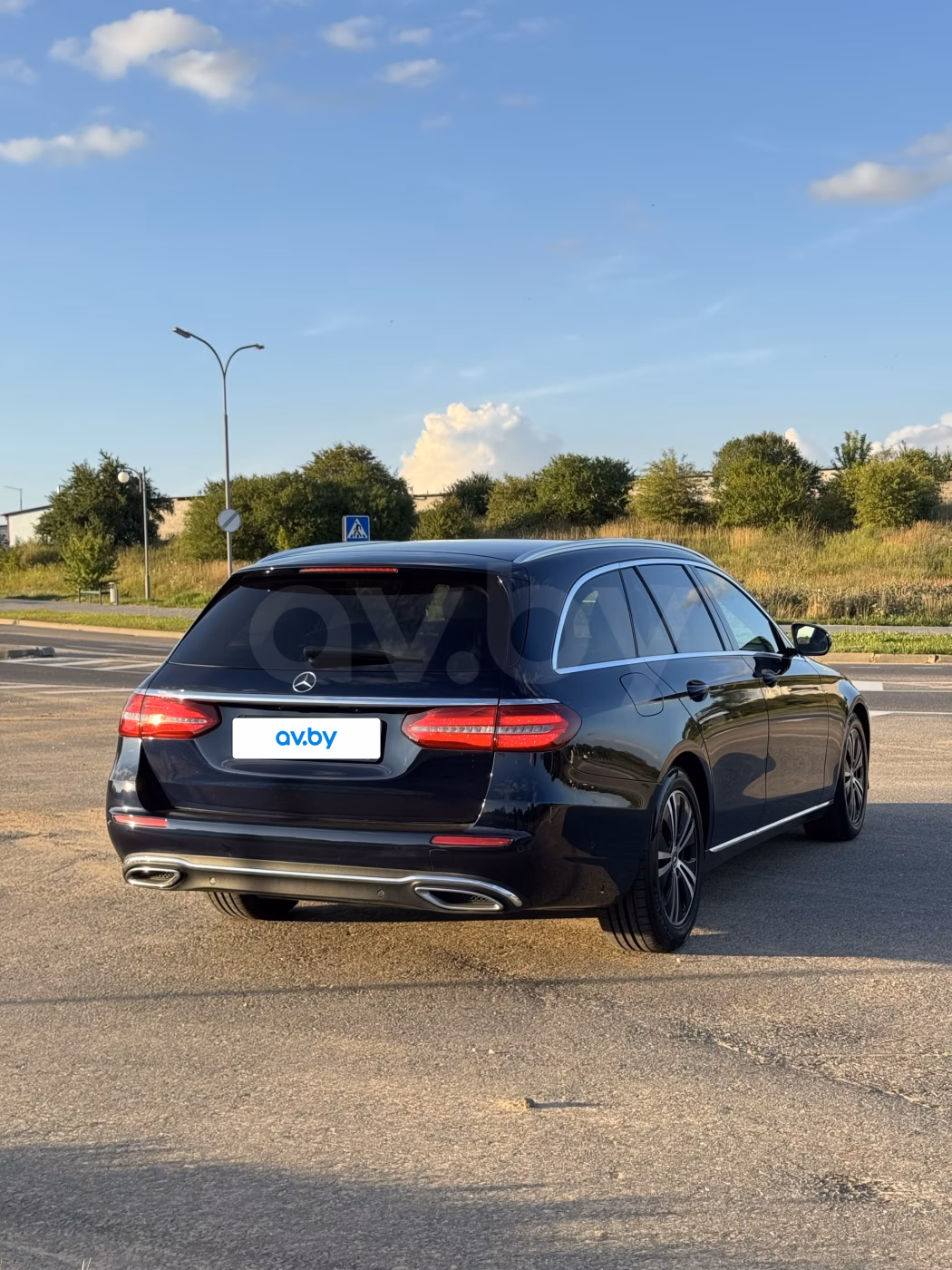Mercedes-Benz E-Класс фото 3