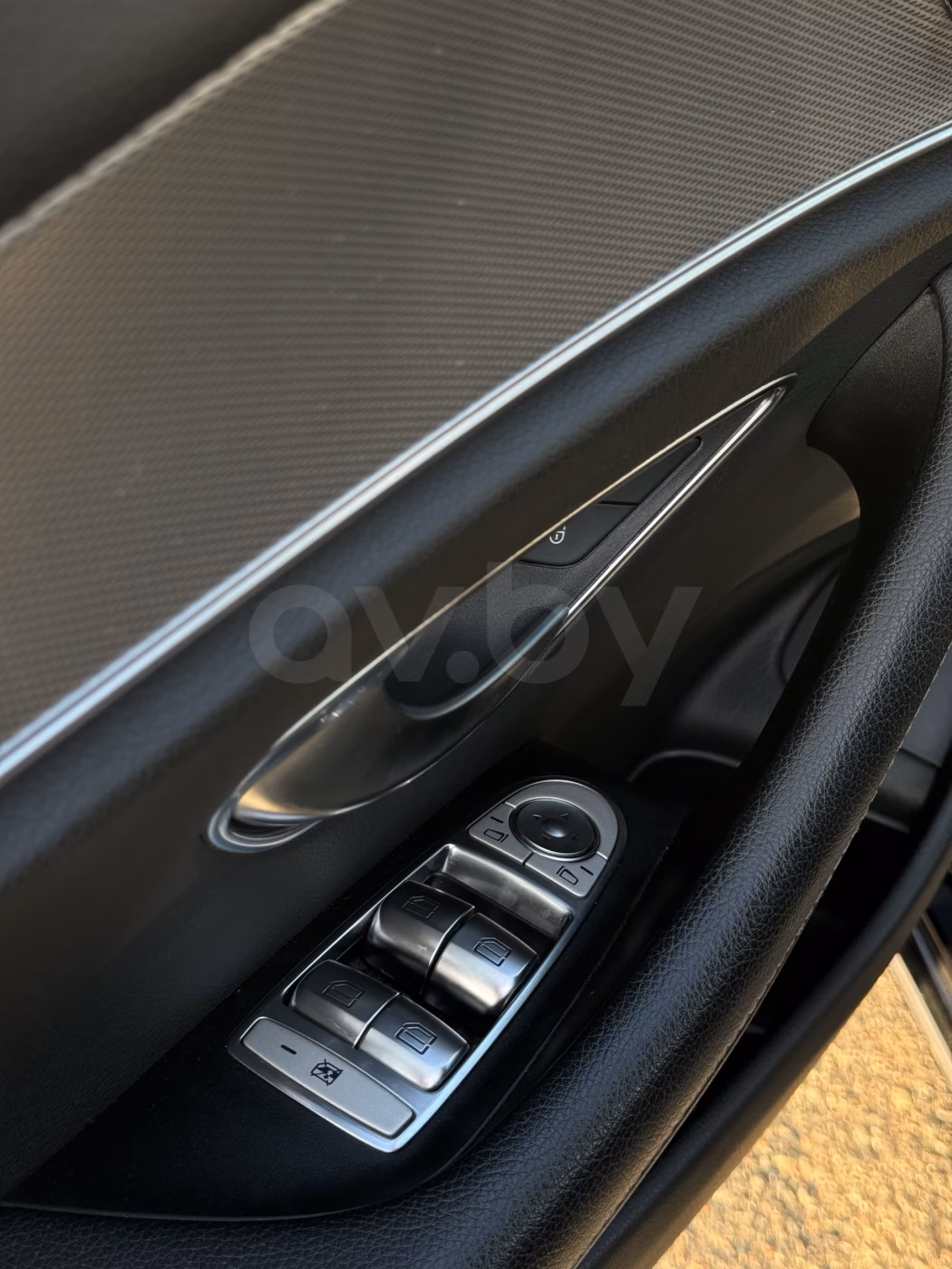 Mercedes-Benz E-Класс фото 10