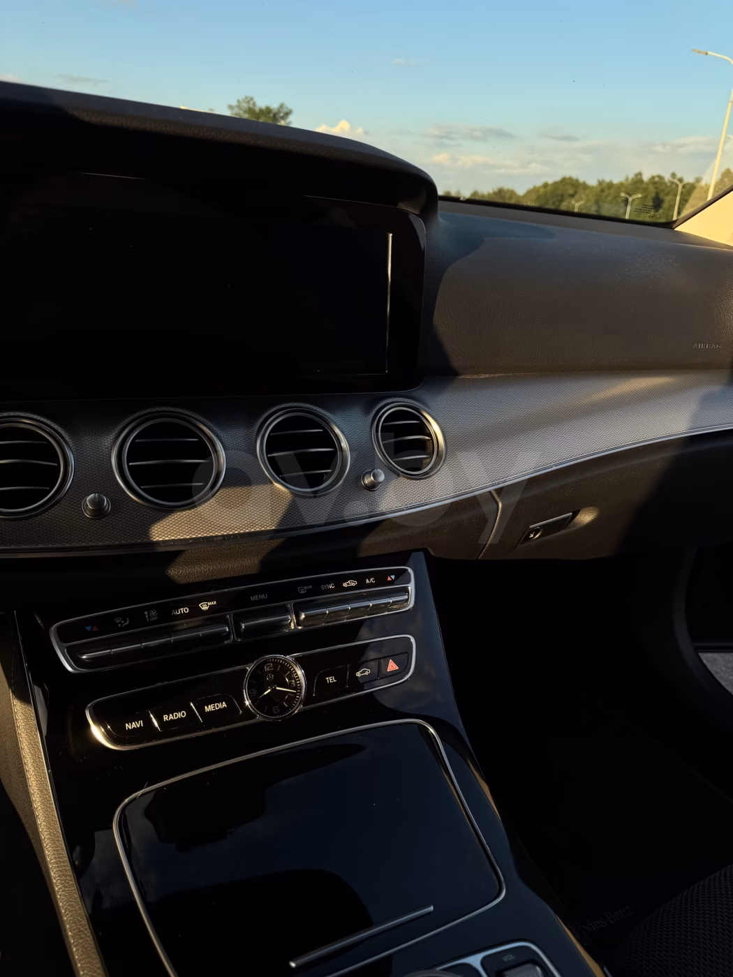 Mercedes-Benz E-Класс фото 11