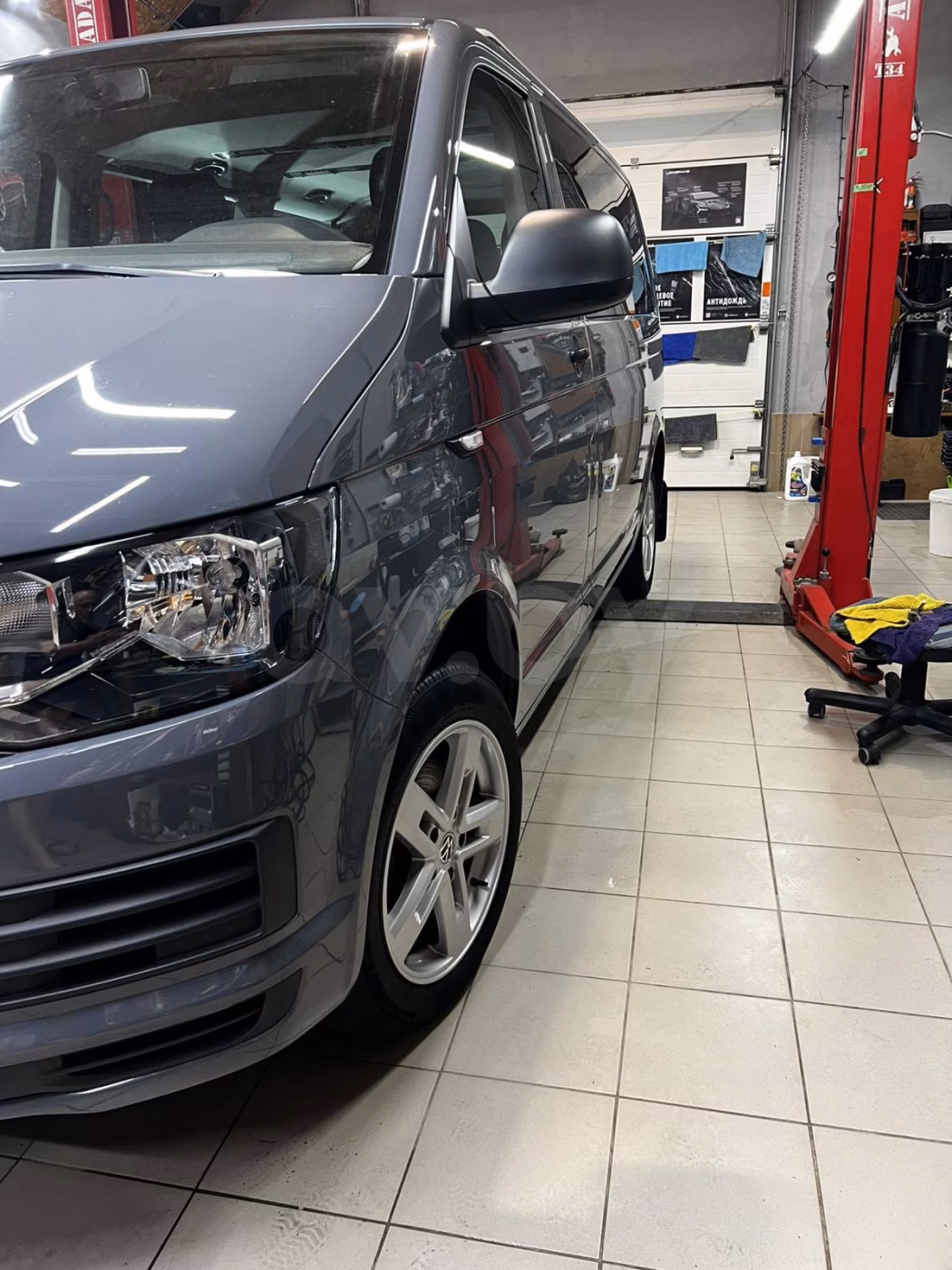 Volkswagen Caravelle фото 4