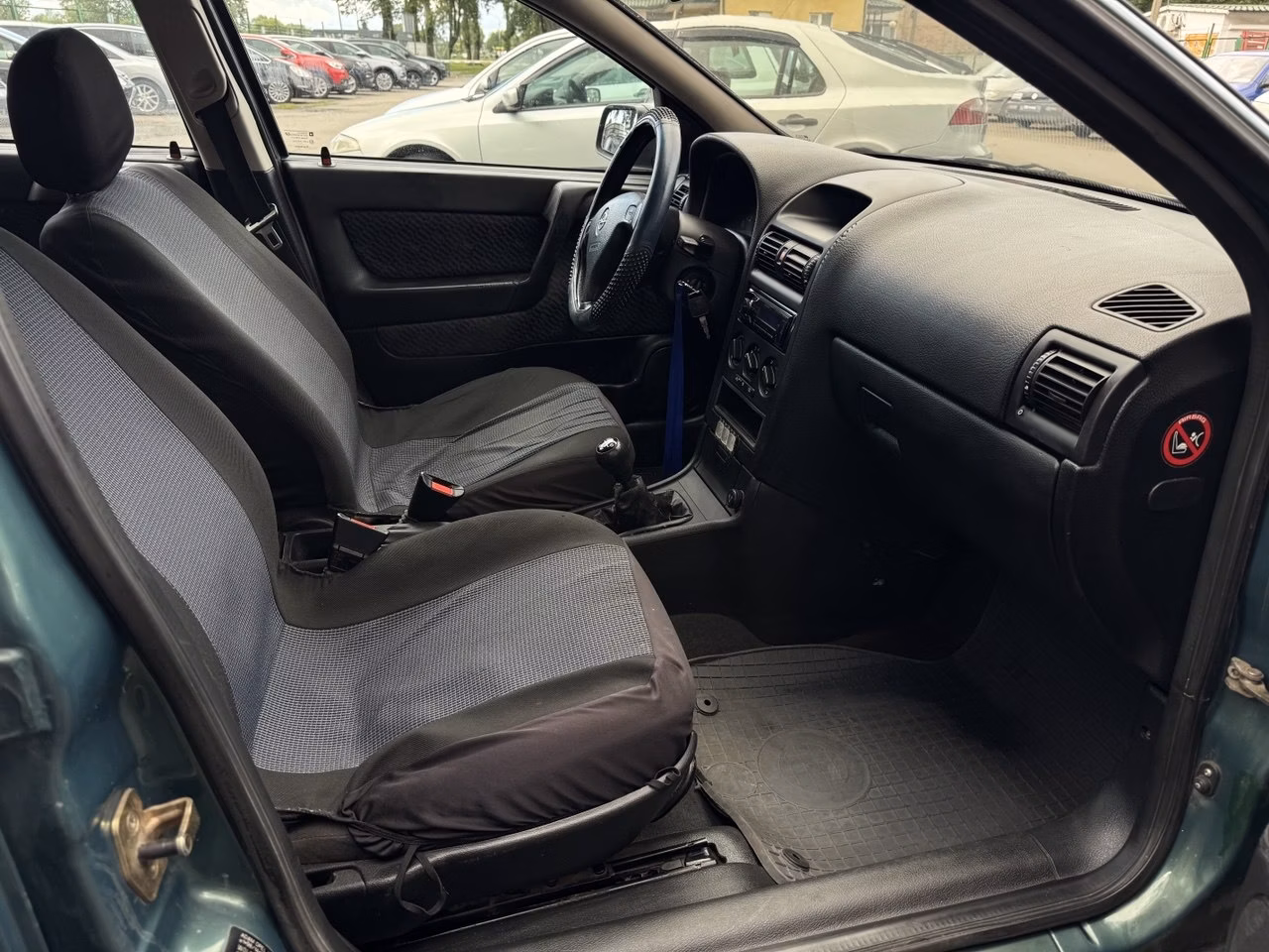 Opel Astra фото 9