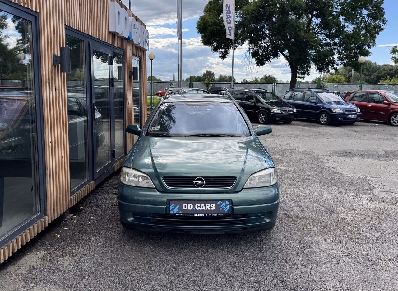Opel Astra фото 2