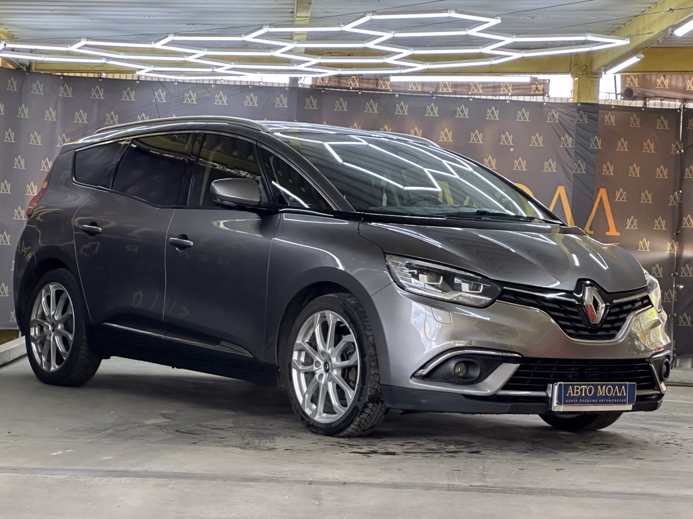 Renault Grand Scenic фото 4