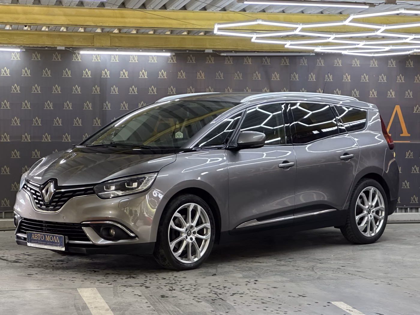 Renault Grand Scenic фото 3