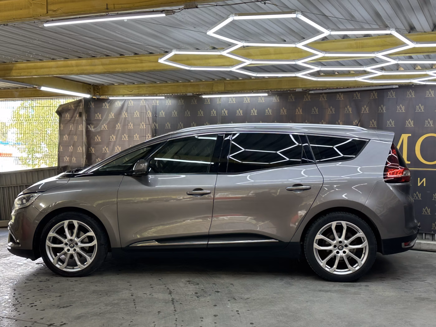 Renault Grand Scenic фото 5