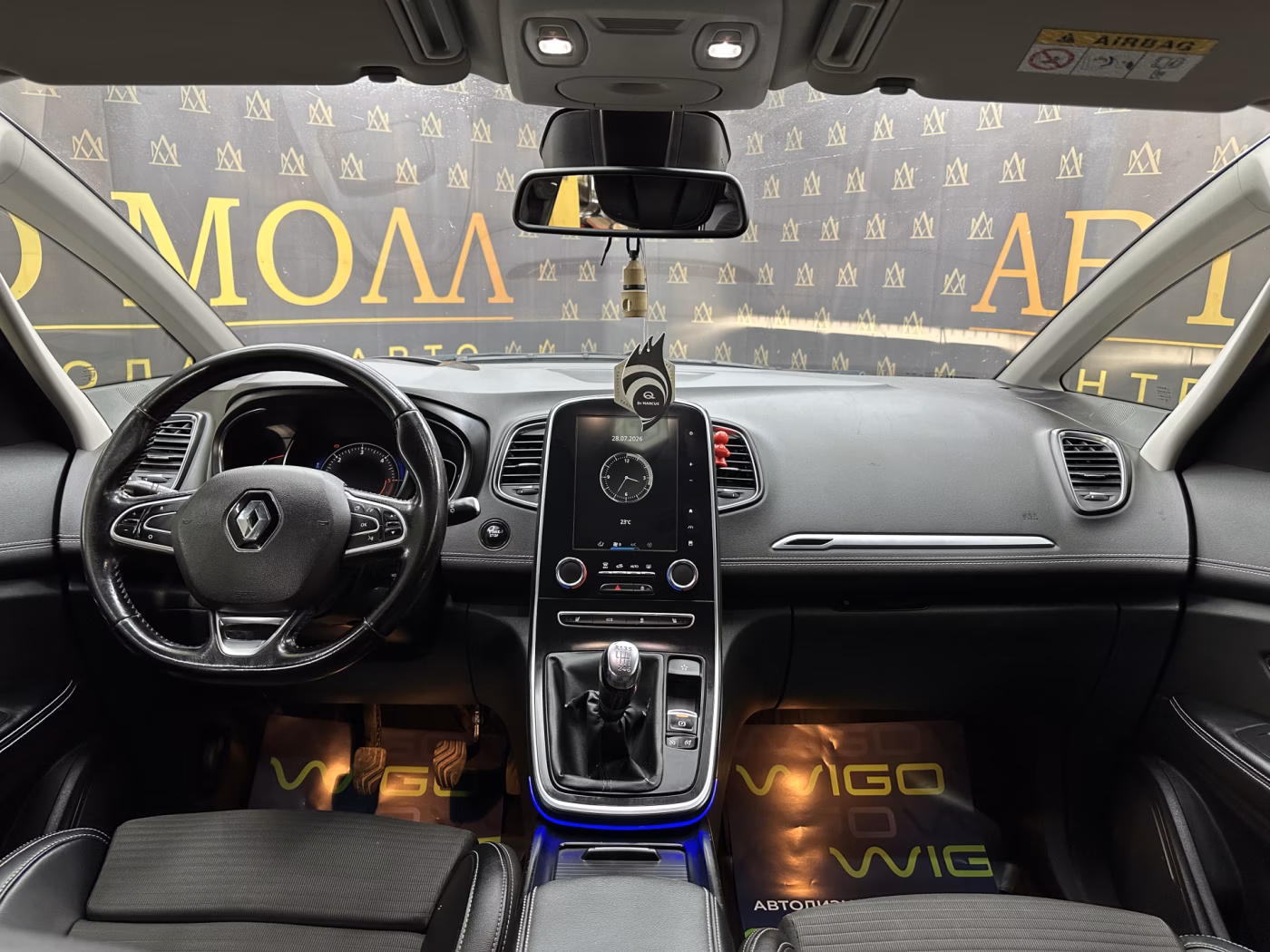 Renault Grand Scenic фото 10