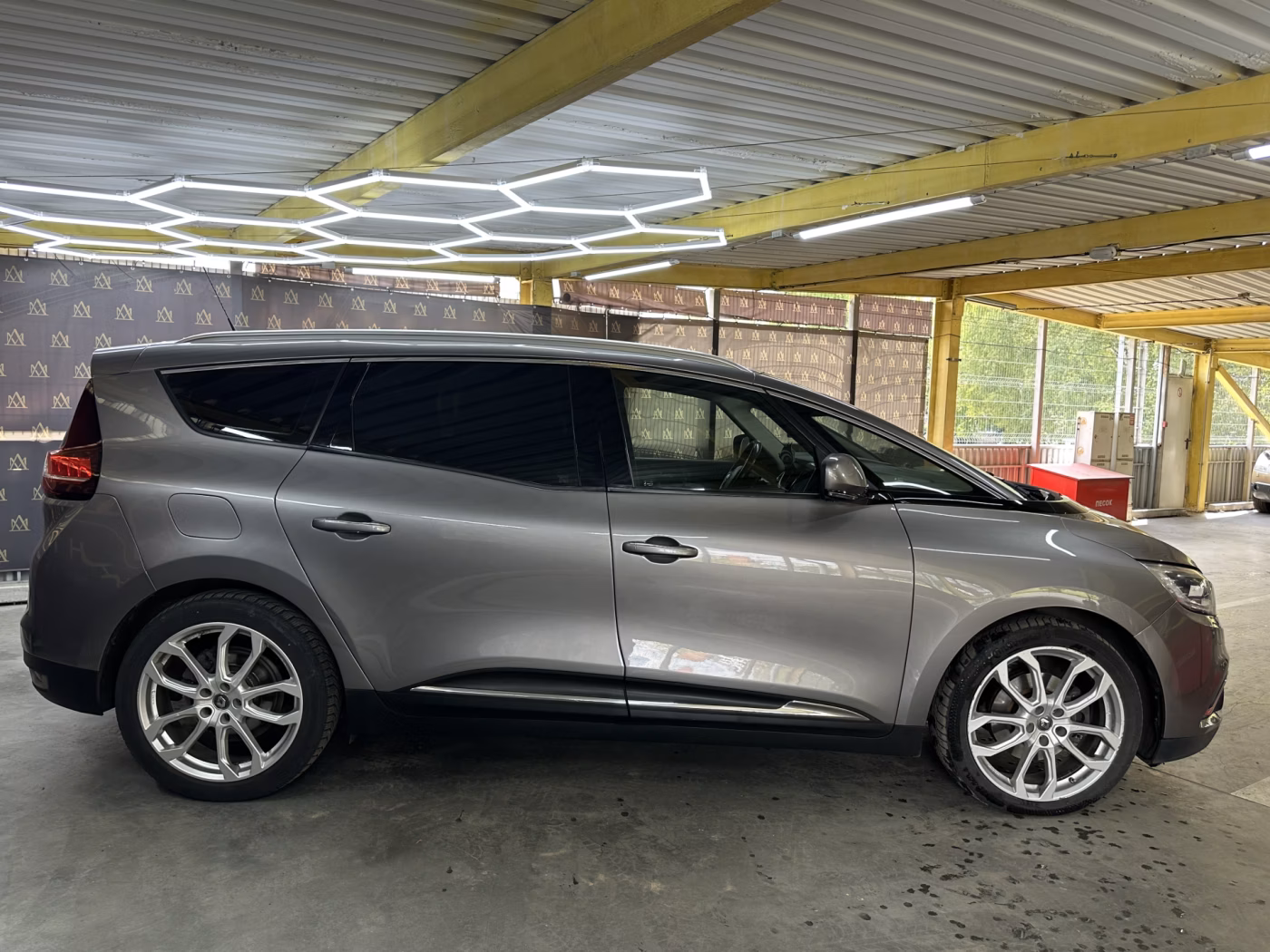 Renault Grand Scenic фото 6