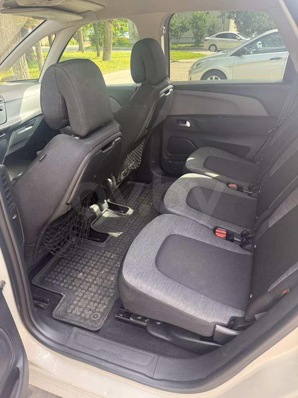 Citroen C4 Picasso фото 11