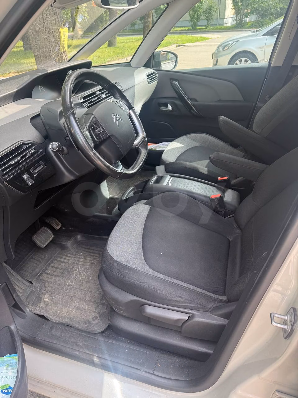Citroen C4 Picasso фото 10