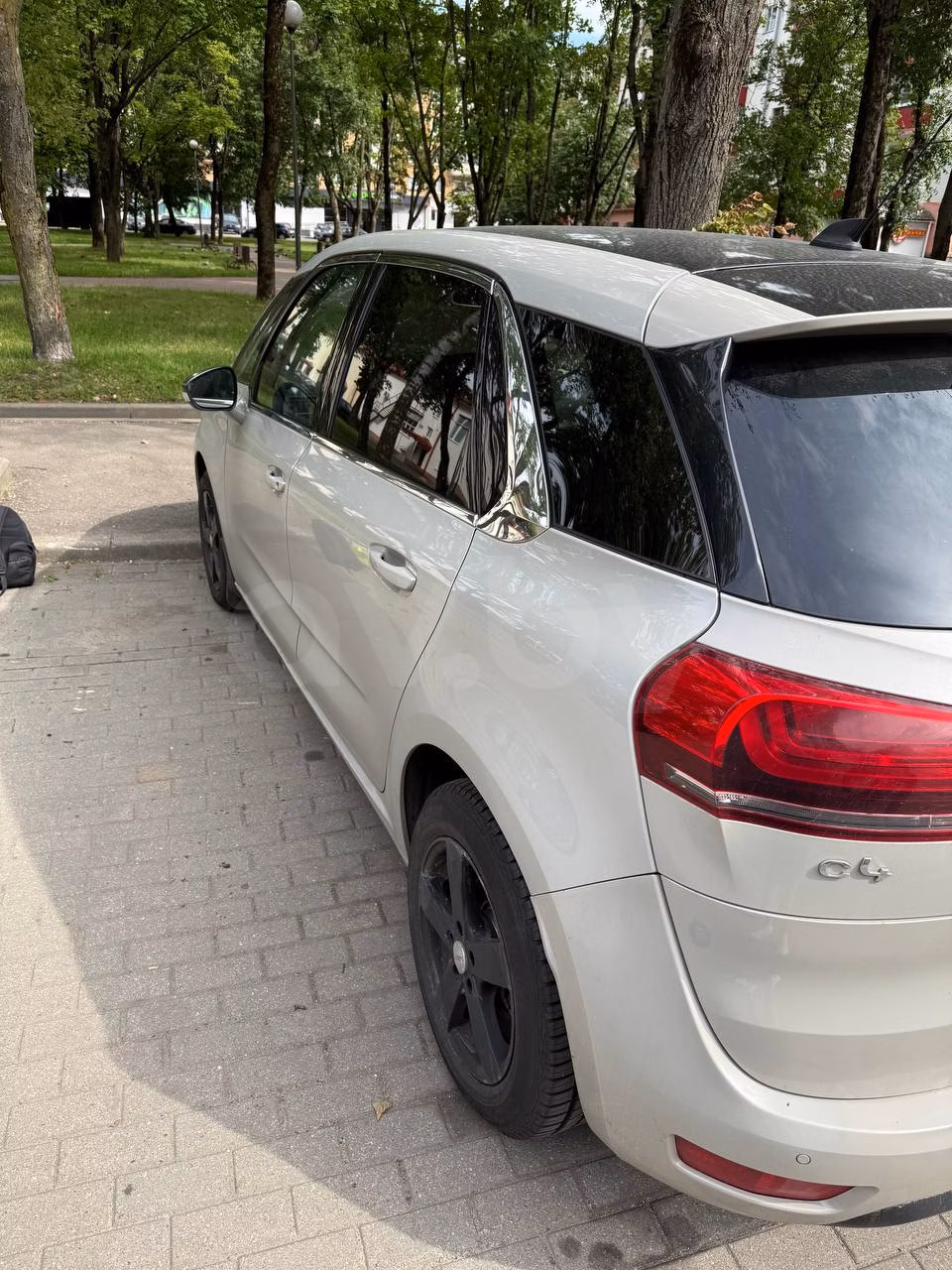 Citroen C4 Picasso фото 3