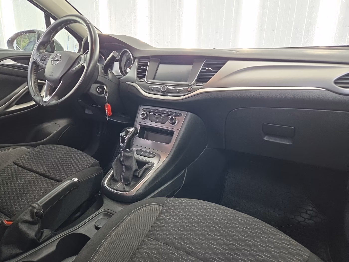 Opel Astra фото 11