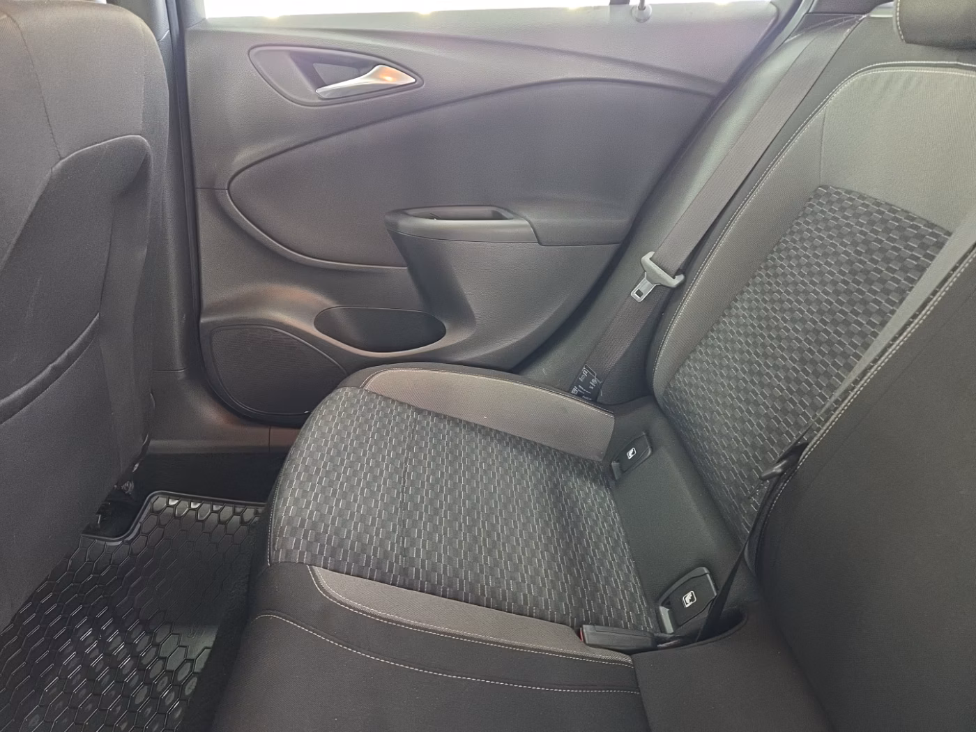 Opel Astra фото 13