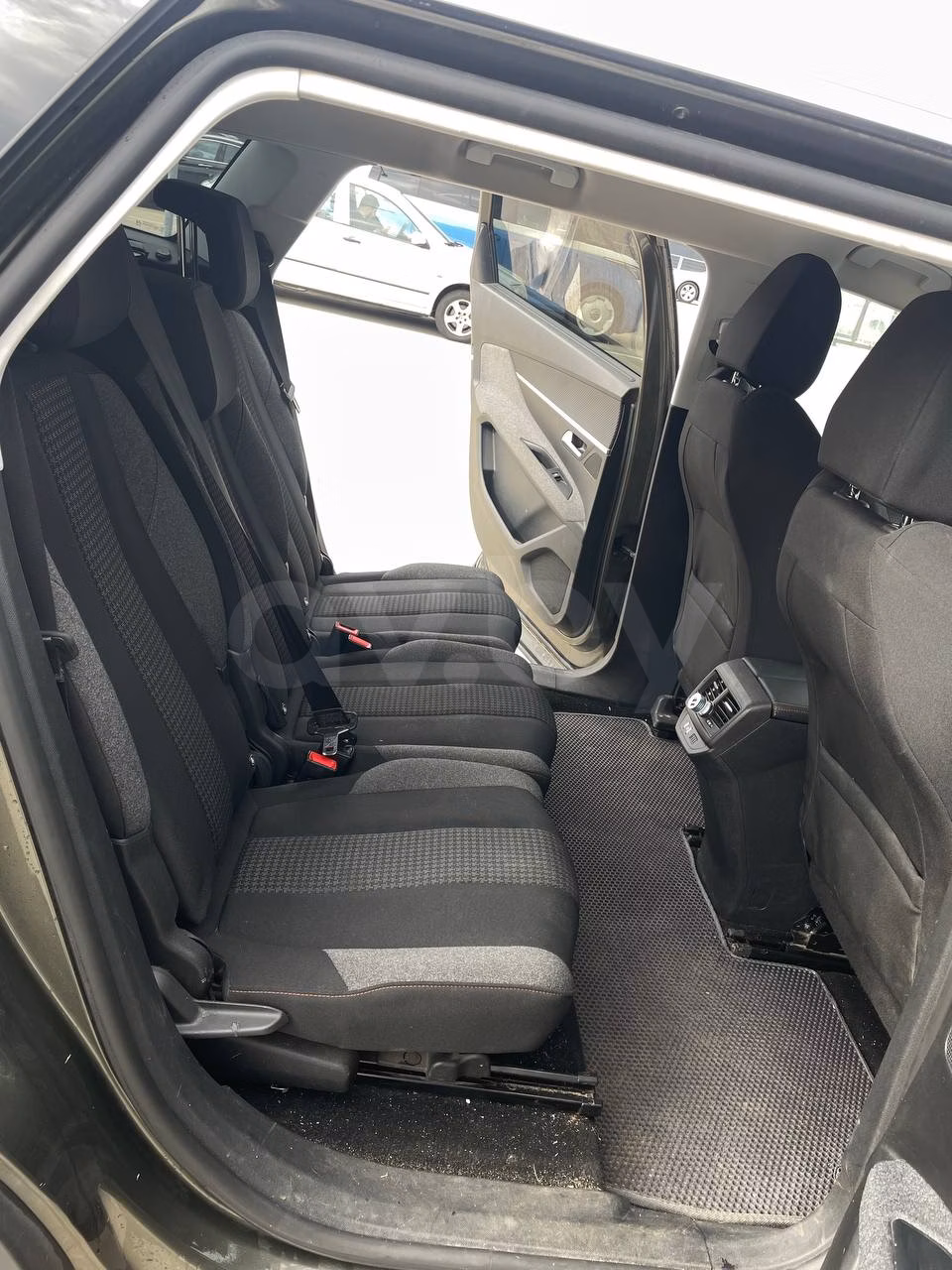 Peugeot 5008 фото 7