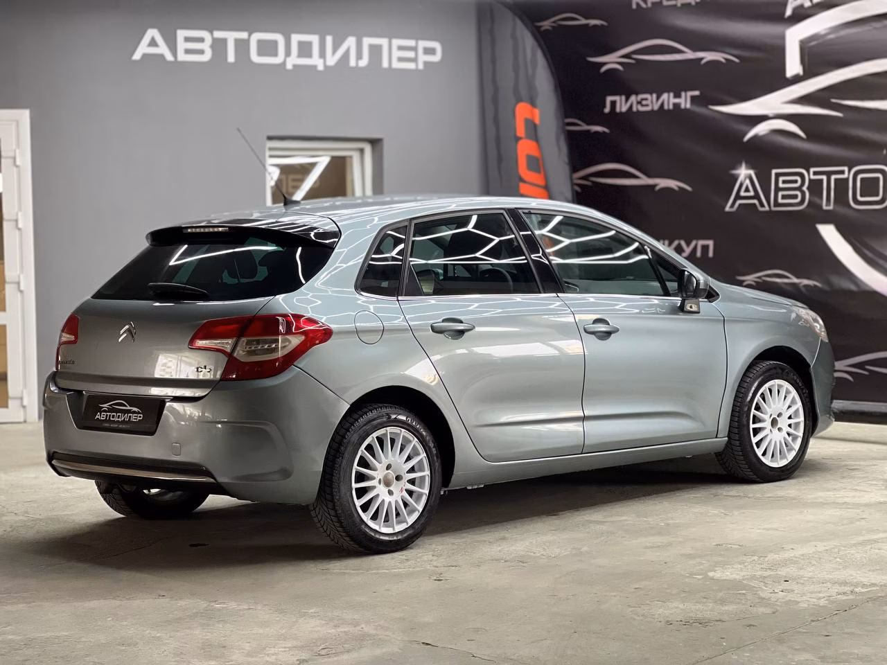 Citroen C4 фото 4