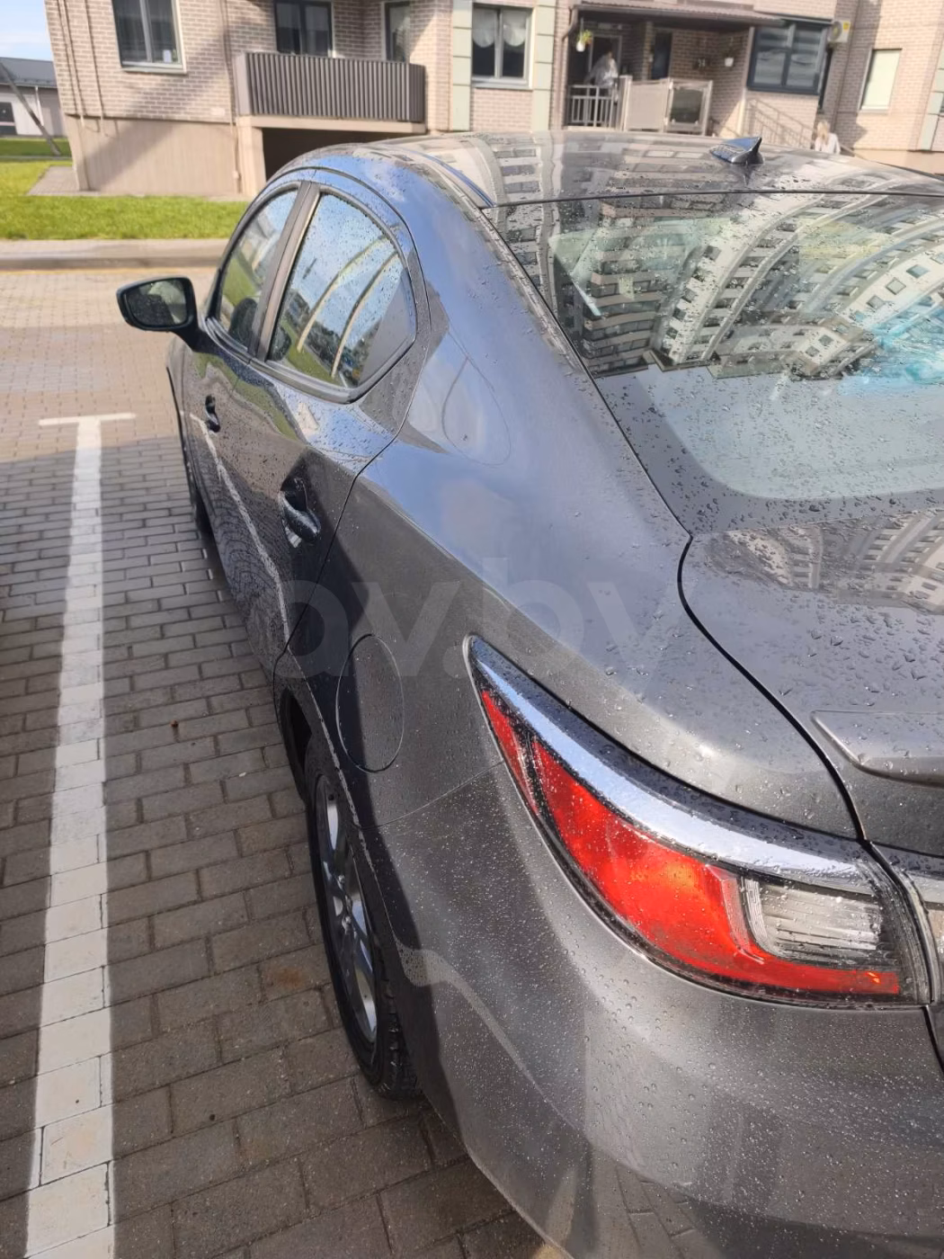 Toyota Yaris фото 5